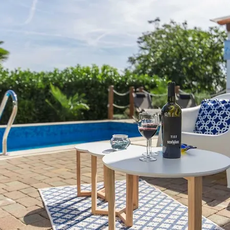 Villa Joy
